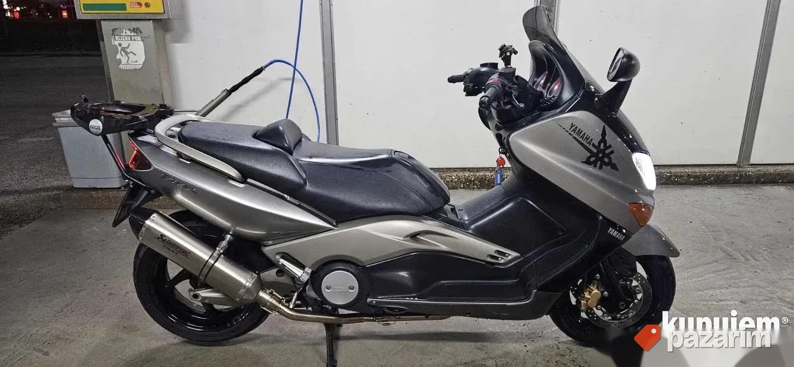 T-Max 500 i 530 - auspuh pravi carbon i grane tmax 2
