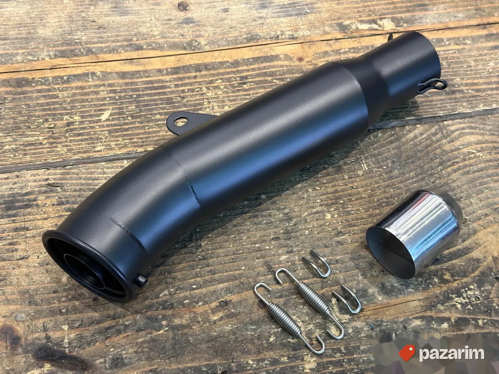 Auspuh Cafe Racer - Akrapovic GP 1