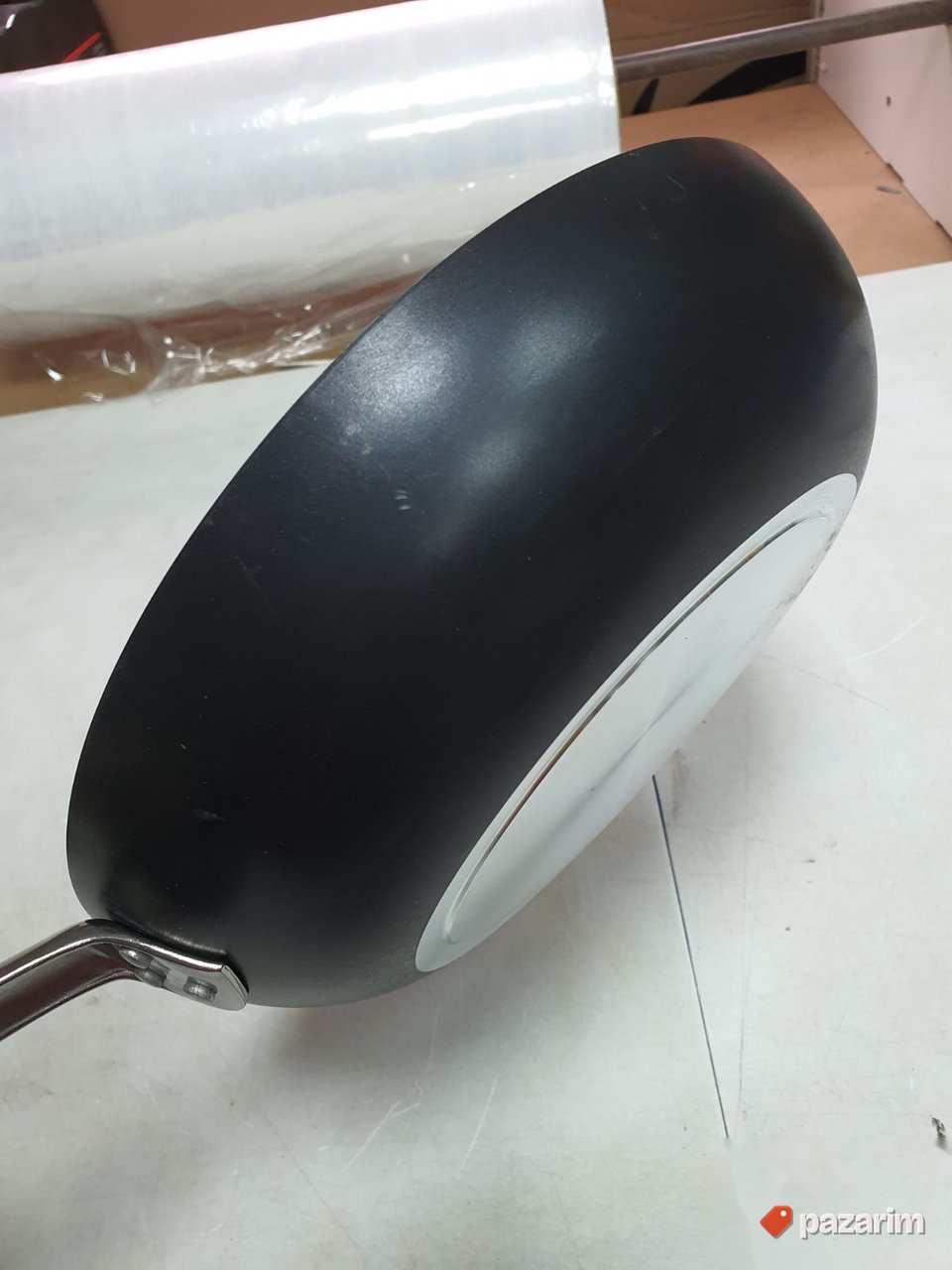 Tiganj od Nerdjajuceg Celika 28x7cm Crni - AL 8