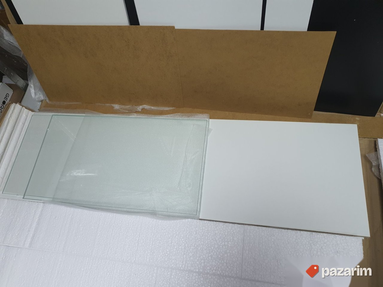 Visec Orman-Vitrina (Bela+Staklo) 106x55x32cm 7