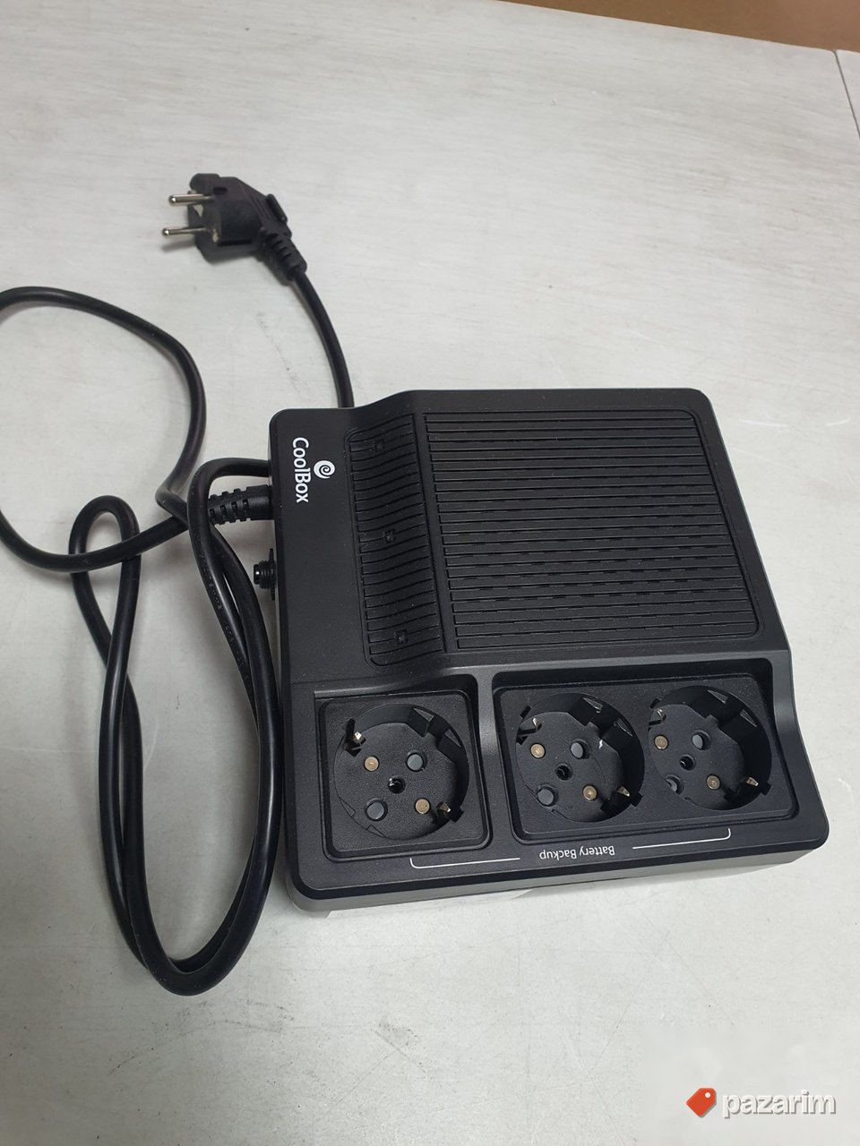 UPS - Besprekidno Napajanje 600VA - 300W - CoolBox 3