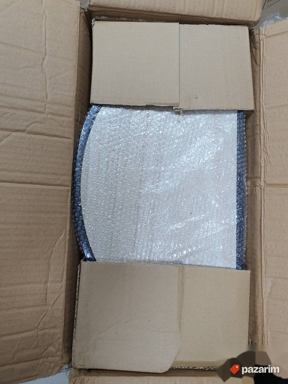 Polukruzni Stocic Polica 75x52.5x26.5-LIFA LIVING 6