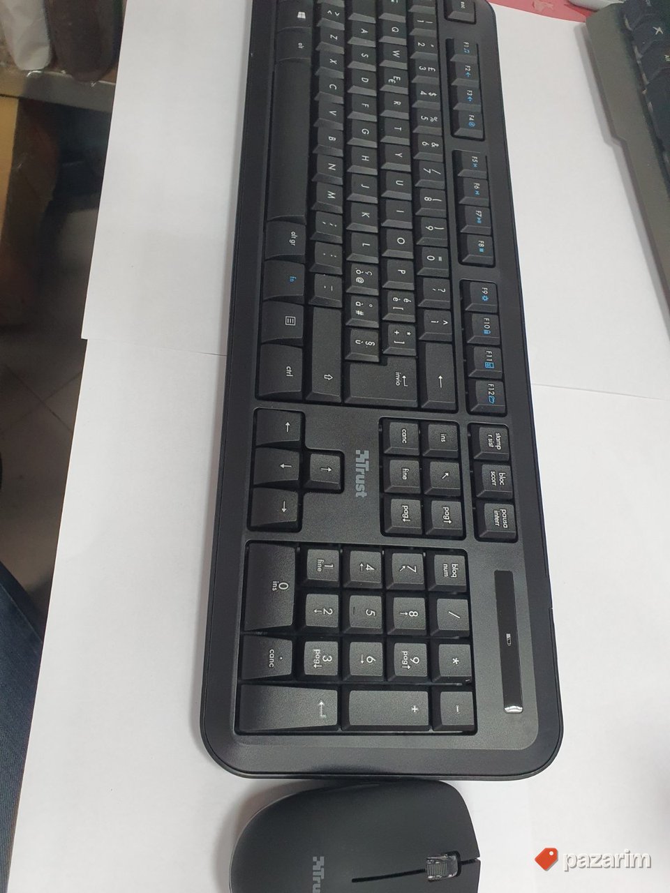 Bezicni Mis i Tastatura QWERTY - Trust 2