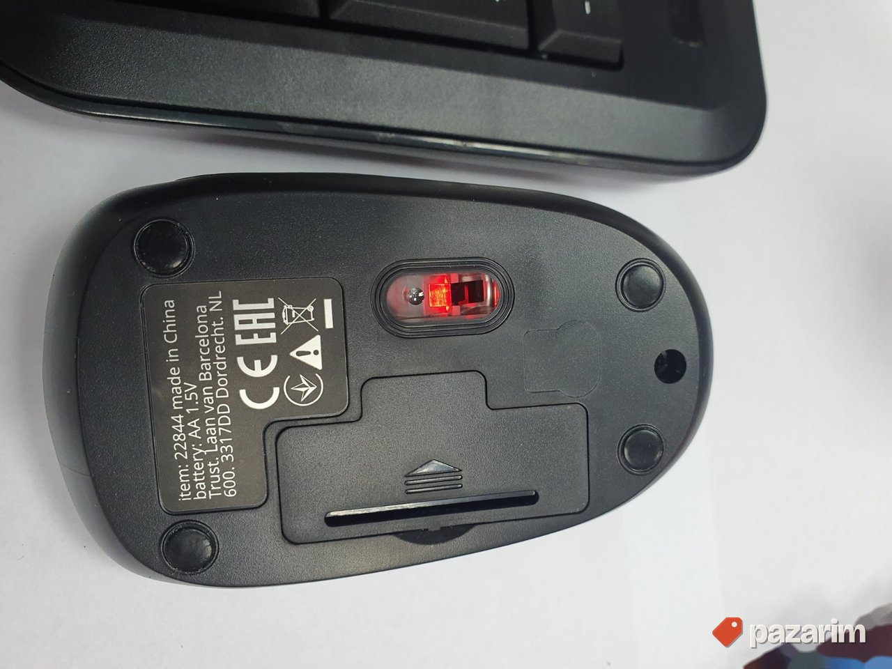 Bezicni Mis i Tastatura QWERTY - Trust 4