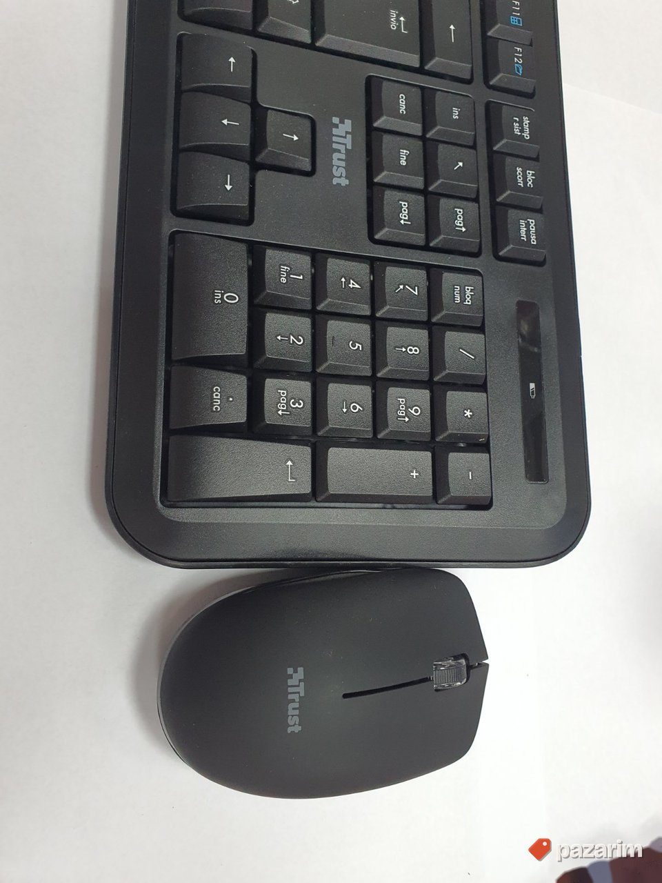 Bezicni Mis i Tastatura QWERTY - Trust 8