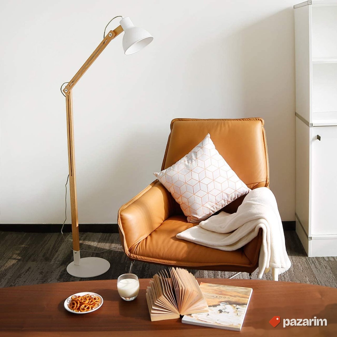 Tomons stajaca lampa 147cm - DL1001 2