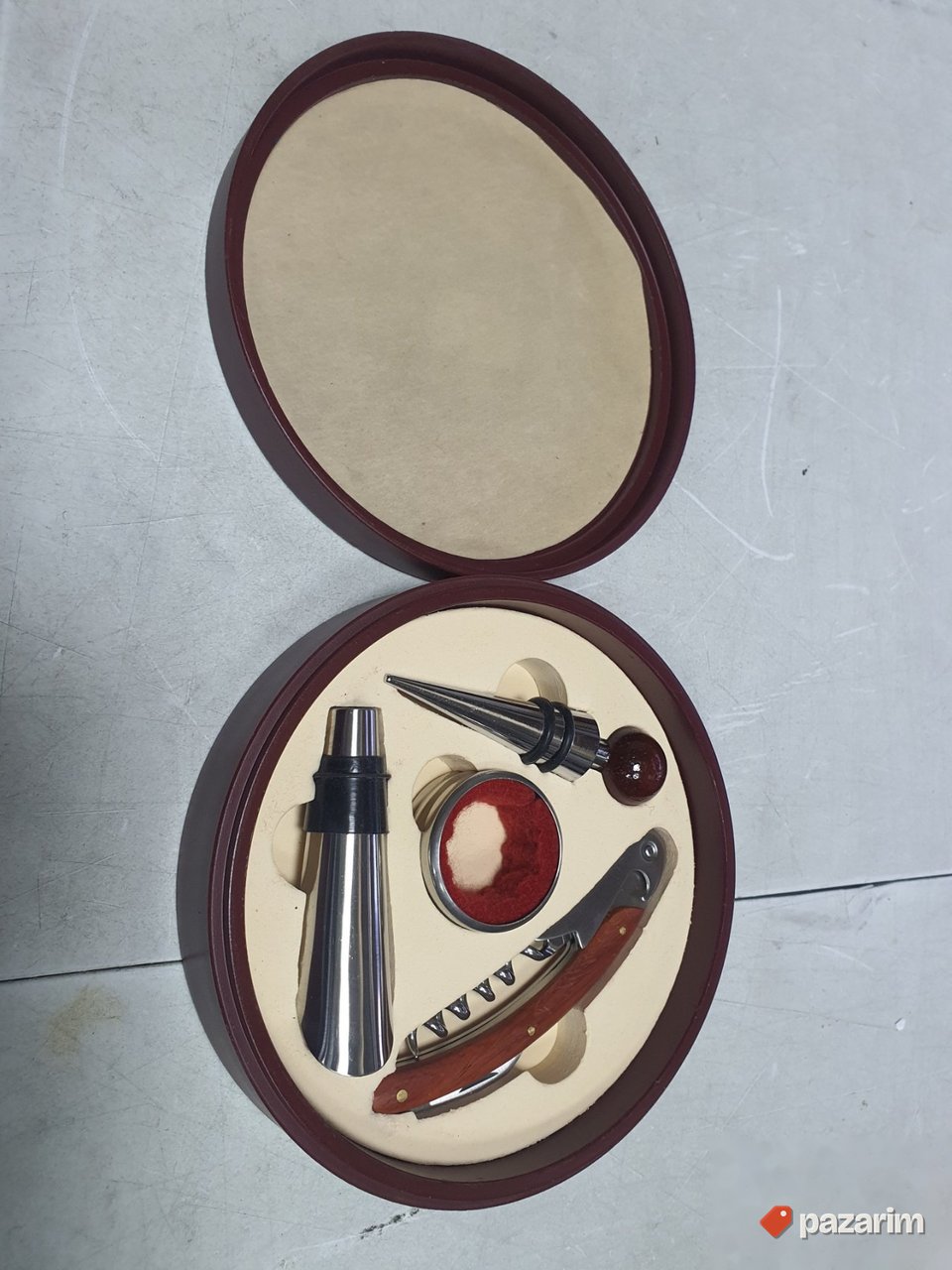 ROUND Vinski set 2